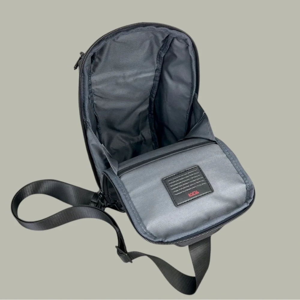 🌺Tumi Alpha Bravo Compact Shoulder Bag|Chest Pack